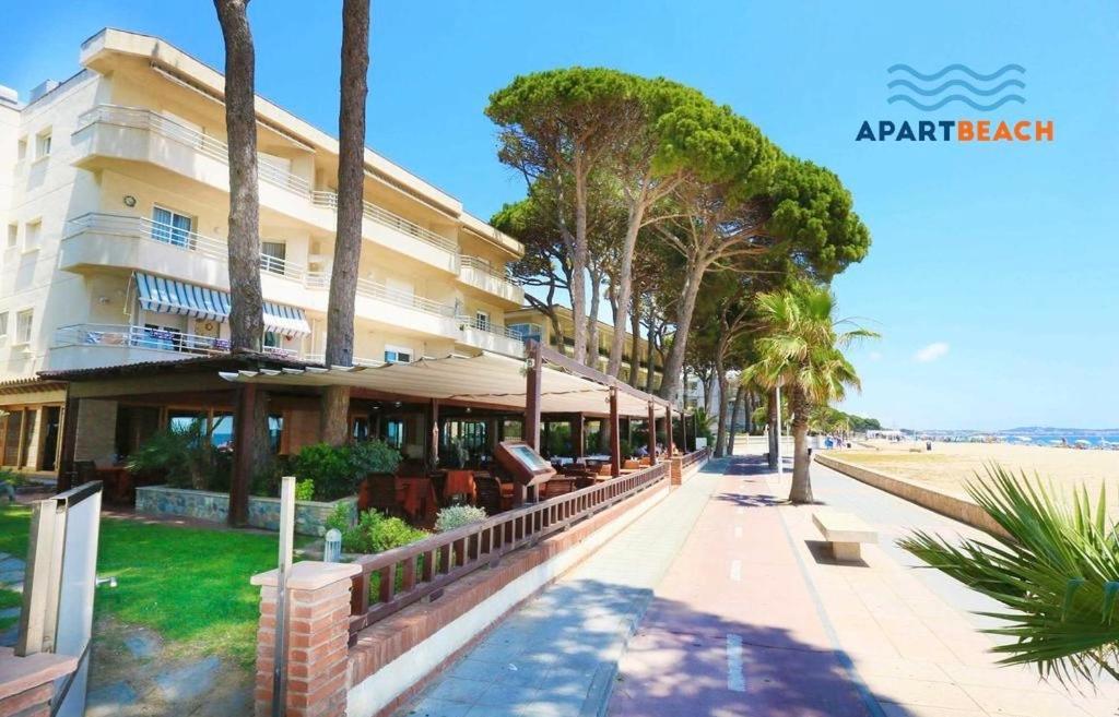 ApartBeach VANCOUVER Climatizado Piscina y Parquing Salou Exterior foto