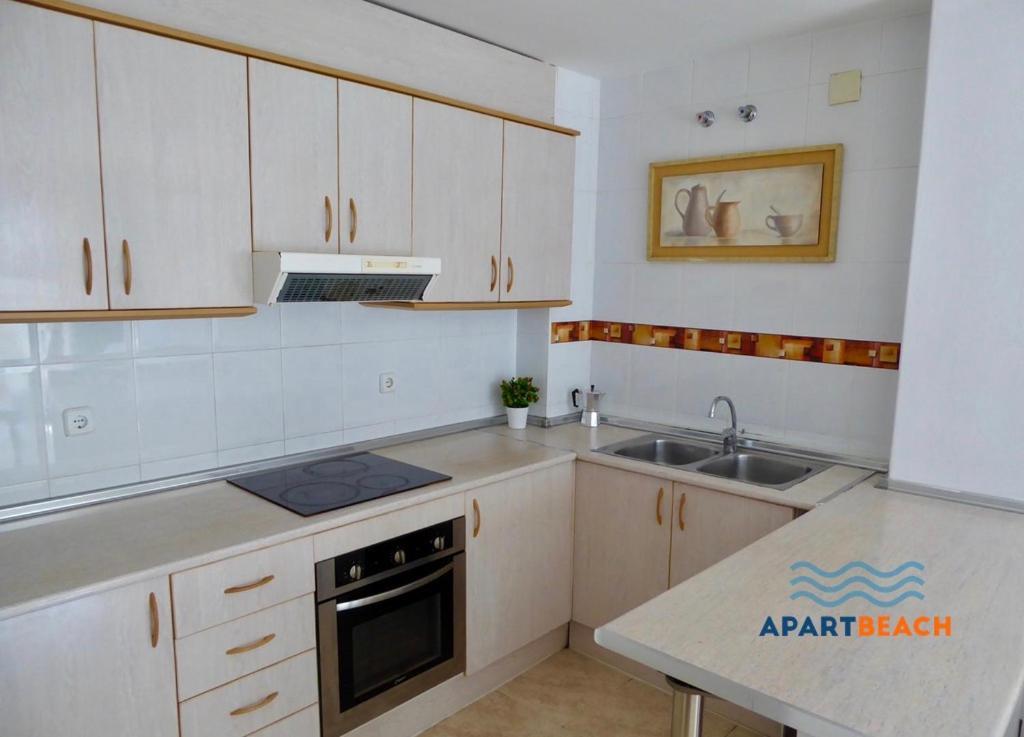 ApartBeach VANCOUVER Climatizado Piscina y Parquing Salou Exterior foto