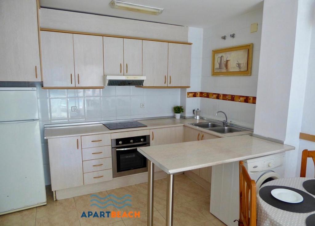 ApartBeach VANCOUVER Climatizado Piscina y Parquing Salou Exterior foto