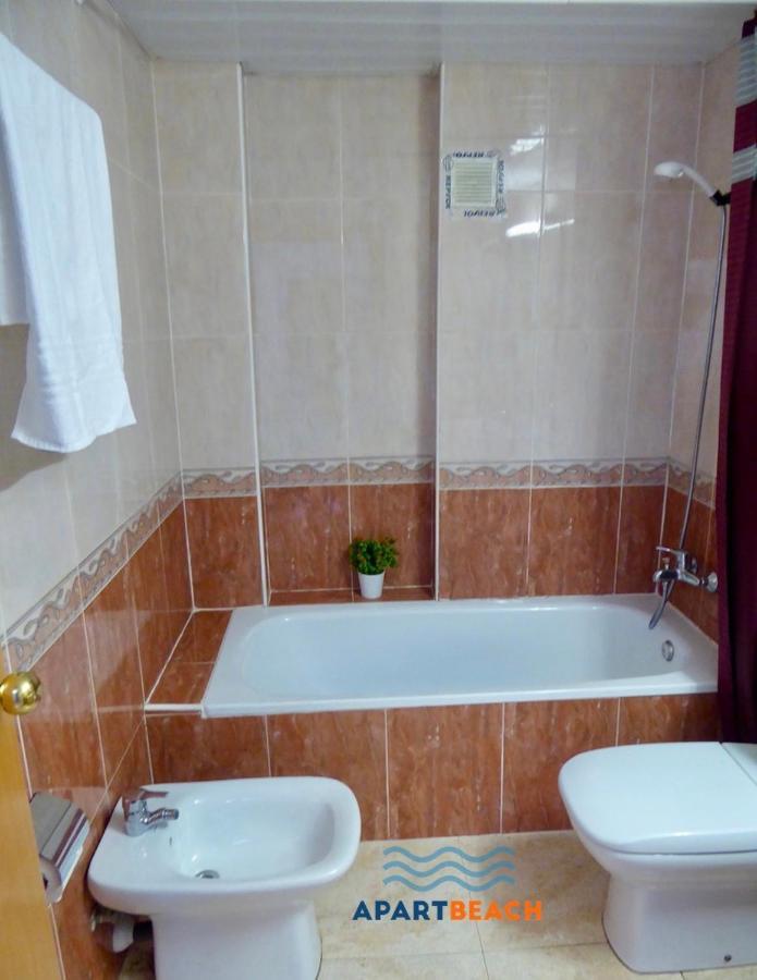 ApartBeach VANCOUVER Climatizado Piscina y Parquing Salou Exterior foto